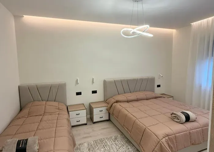 Modern Near Rtsh Center Apartment *
